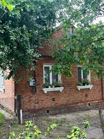 Продається приватний будинок із земельною ділянкою  смт. Локачі