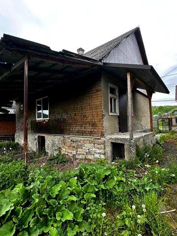 Продається будинок в с. Новобарово