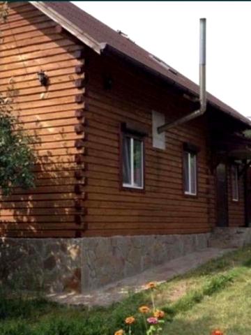 Приозерна