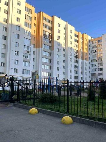 Продаж 3к Квартира Зарічанська вулиця