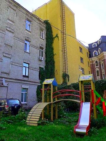 Євродвушка в серці Києва — вул. Набережно-Хрещатицька, 7