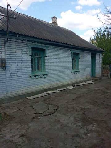 Продам будинок з ділянкою