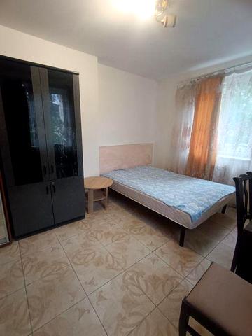 Сдам квартиру студию метро Защитников Украины, Богдана Хмельницкого