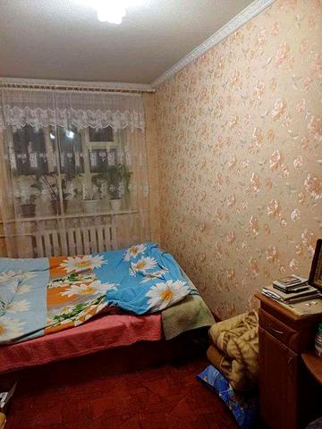 Продам 3-х кімнатну квартиру в місті Богодухові