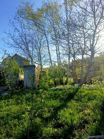 Двоповерховий дачний будинок