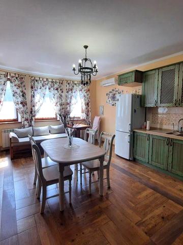 Продаж двокімнатної квартири Кривоноса, стильна,иемонт,меблі