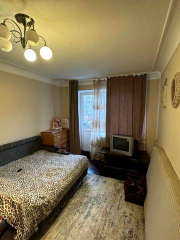 Науки просп. (Леніна), 61