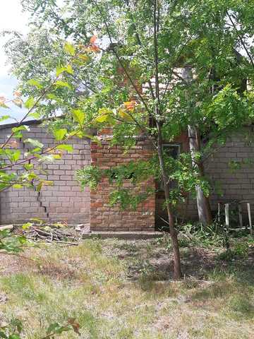 Продаеться Хата в селi Лозуватка. Торг.
