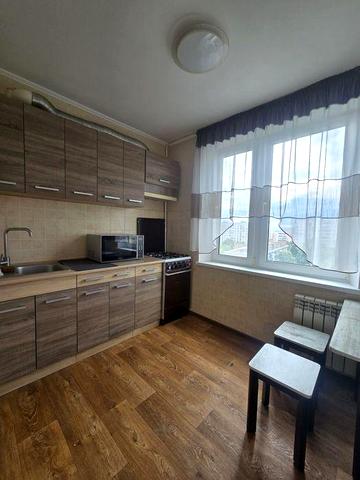 Сдам уютную 1-комнатную квартиру возле м. Холодная гора