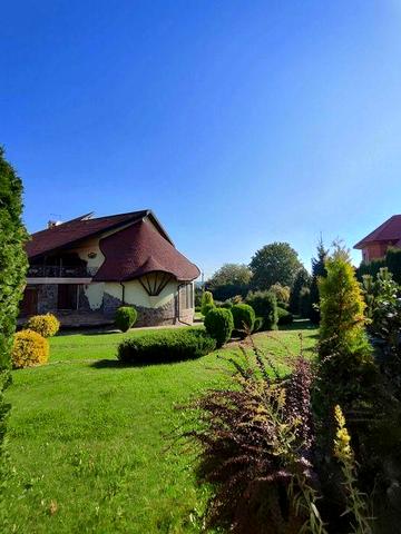 Продаю УНІКАЛЬНИЙ  Будинок, в ТОПОВІЙ ЛОКАЦІЇ, 20 сот землі