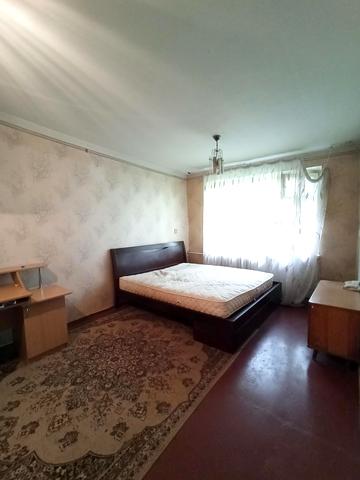 Юхима Фесенка вул. (Петровського), 9