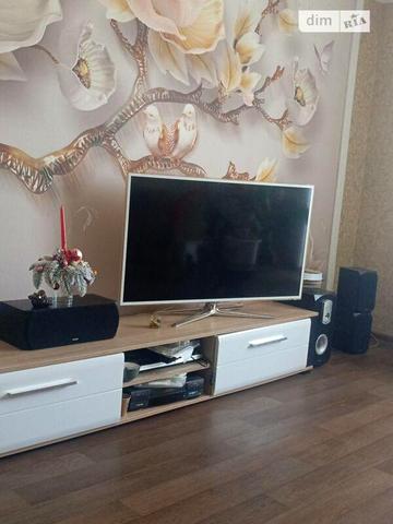 Продаж 4к Квартира Незалежності вулиця