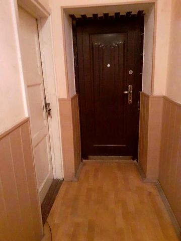 продаю  квартиру недорого  у центрі села Нагірянка