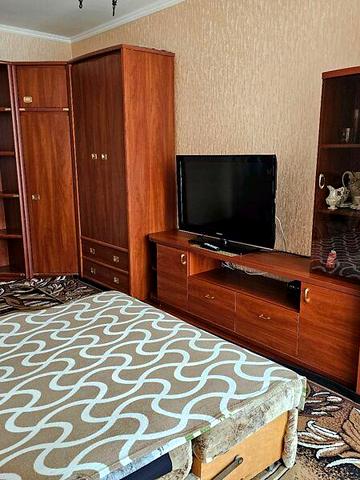 Довгострокова оренда 1к Квартира Валентинівська вулиця