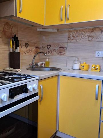 Харківських Дивізій вул., 18