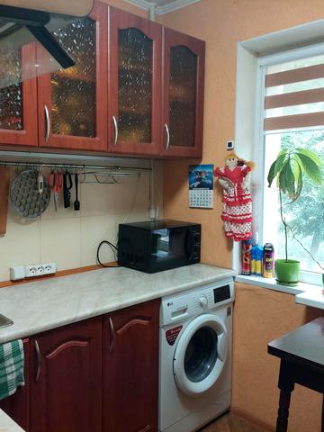 Стадіонний проїзд, 8/2