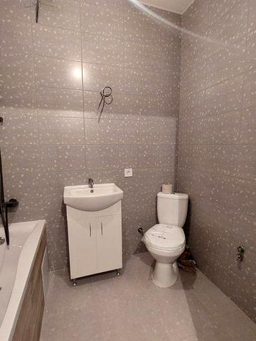 Продам квартиру зі свіжим ремонтом! ЖК Затишний