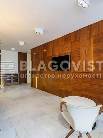 Практична вул., 2