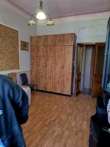 1 кімнатна квартира біля метро Левада