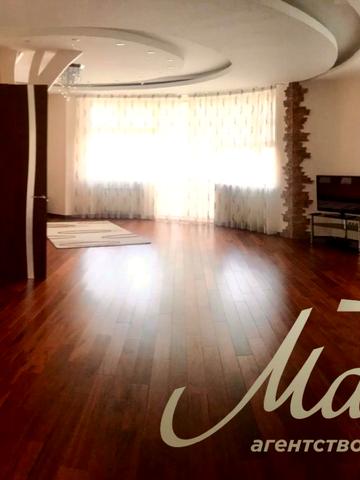 Кудрявський узвіз, 3-Б