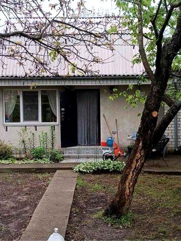 Пропуную в оренду дачу  на літній і довше період .