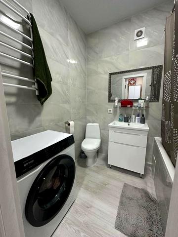 Нижня Берегова вул., 2/2м