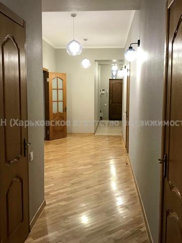 Лопатинський пров., 2