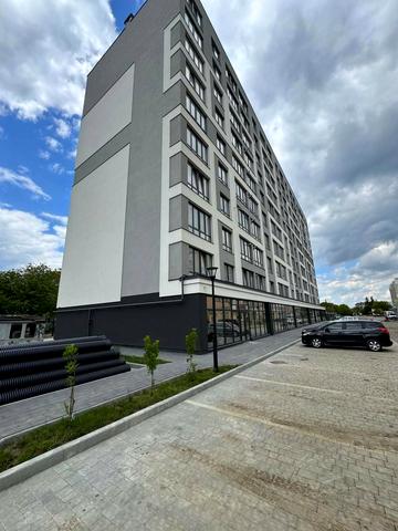 Молодіжна вул., 148