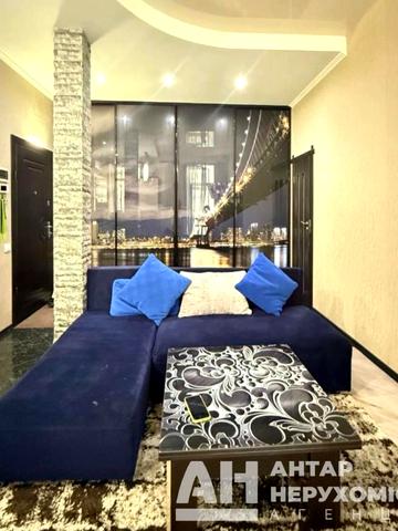 Преображенська вул., 53