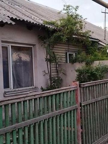 Продам дом, двор, гараж, летняя кухня