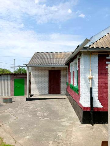 Продаю житловий будинок