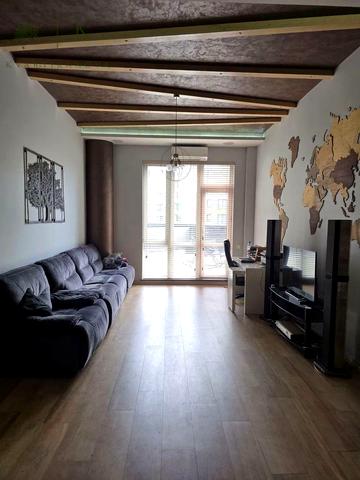 Вячеслава Липинського вул. (), 28