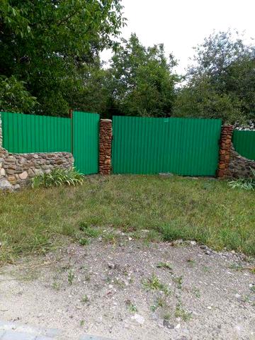 Частина будинку з власним подвірям