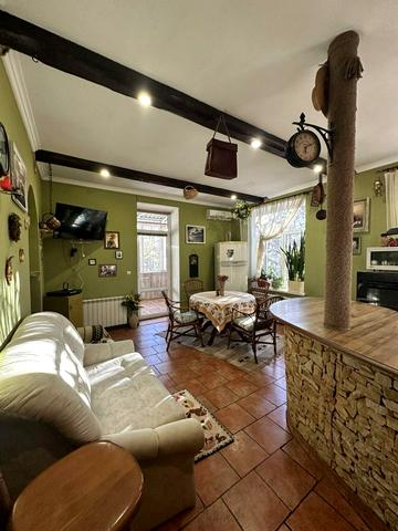 Магістратська вул. (Першотравнева), 106