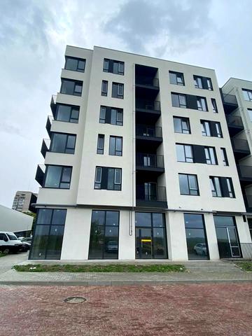 Льонокомбінатівська вул., 4