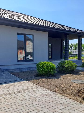 Спортивна вул.