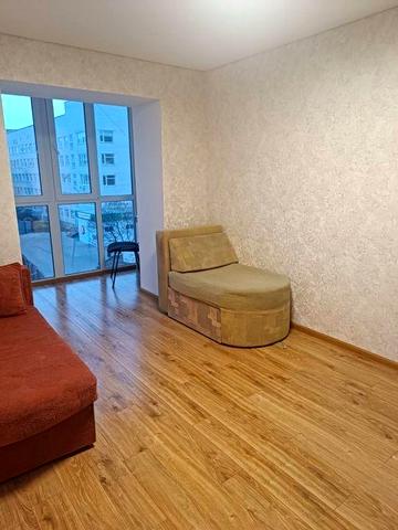 Продам квартиру з генеральним ремонтом