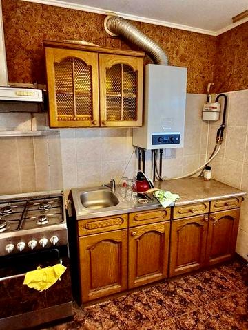 Продається 2-поверховий котедж