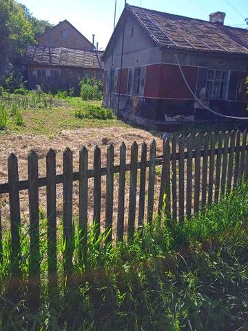 Цегляний будинок в центрі міста від власника