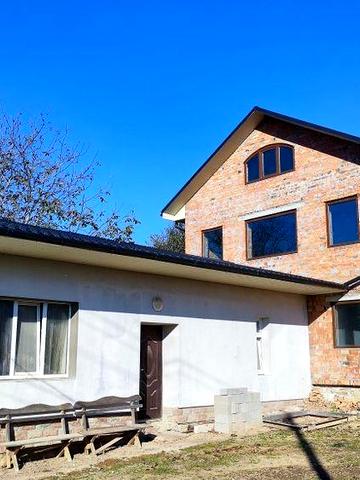 Продам або обміняю будинок в селі Струсів