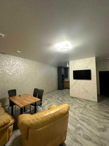 Оренда комфортного таунхаусу в місті