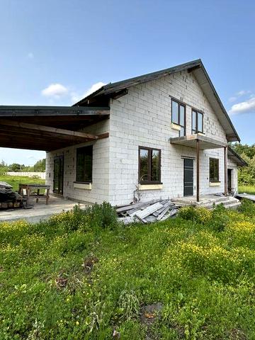 Будинок с. Іванівка у затишному місці