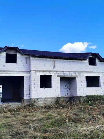 Будинок не завершене будівництво Тячів