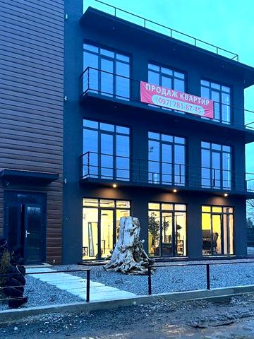 Квартира 100м2 з парковкою та терасою