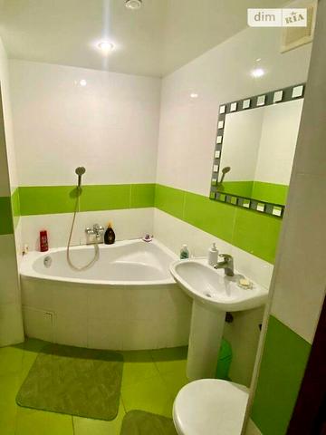 Продаж 3к Квартира Першотравнева вулиця