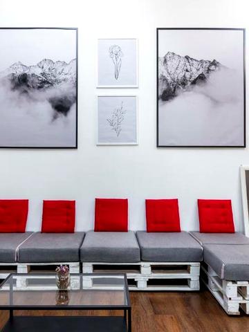 Європейська пл., 3