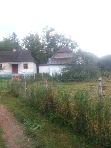Будинок.в селі Пуків, Рогатинського району,Івано Франківської області