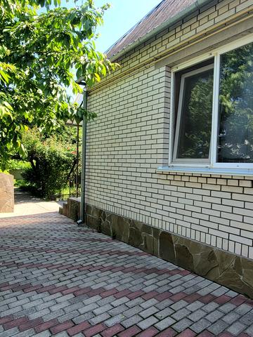 Покровська вул.