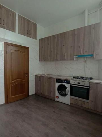 Продам 1 кімнатну квартиру по вул. Драгоманова