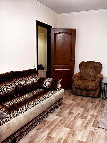 Довгострокова оренда 1к Квартира Валентинівська (Блюхера) вулиця